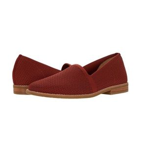 Minimalist loafers